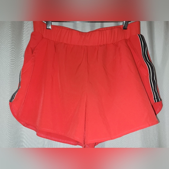 Matching set - Picture 4 of 14